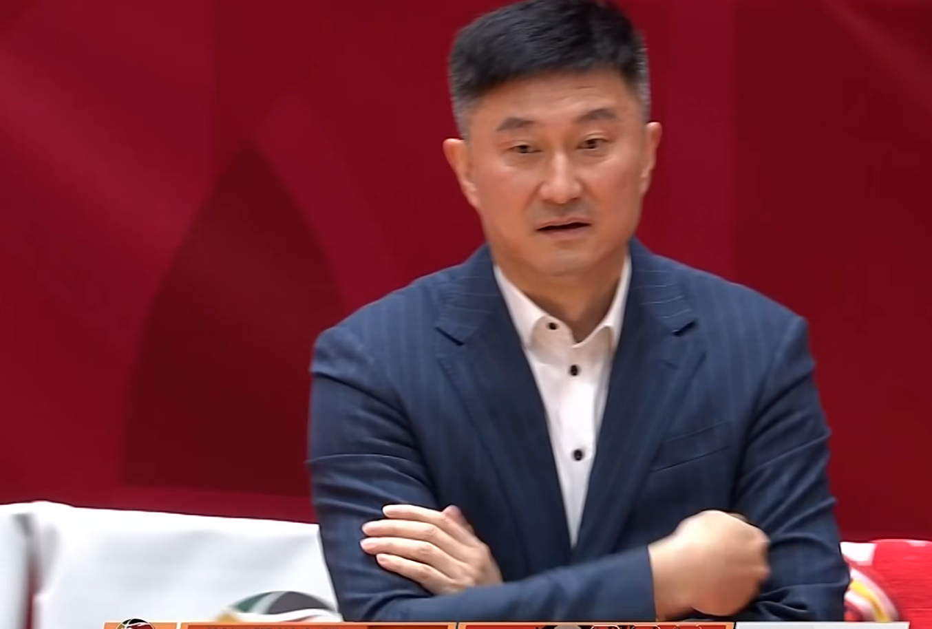 Kaiyun中国官网-CBA两大惨案!广东狂输上海40分,前冠军15连败,北控爆冷输江苏